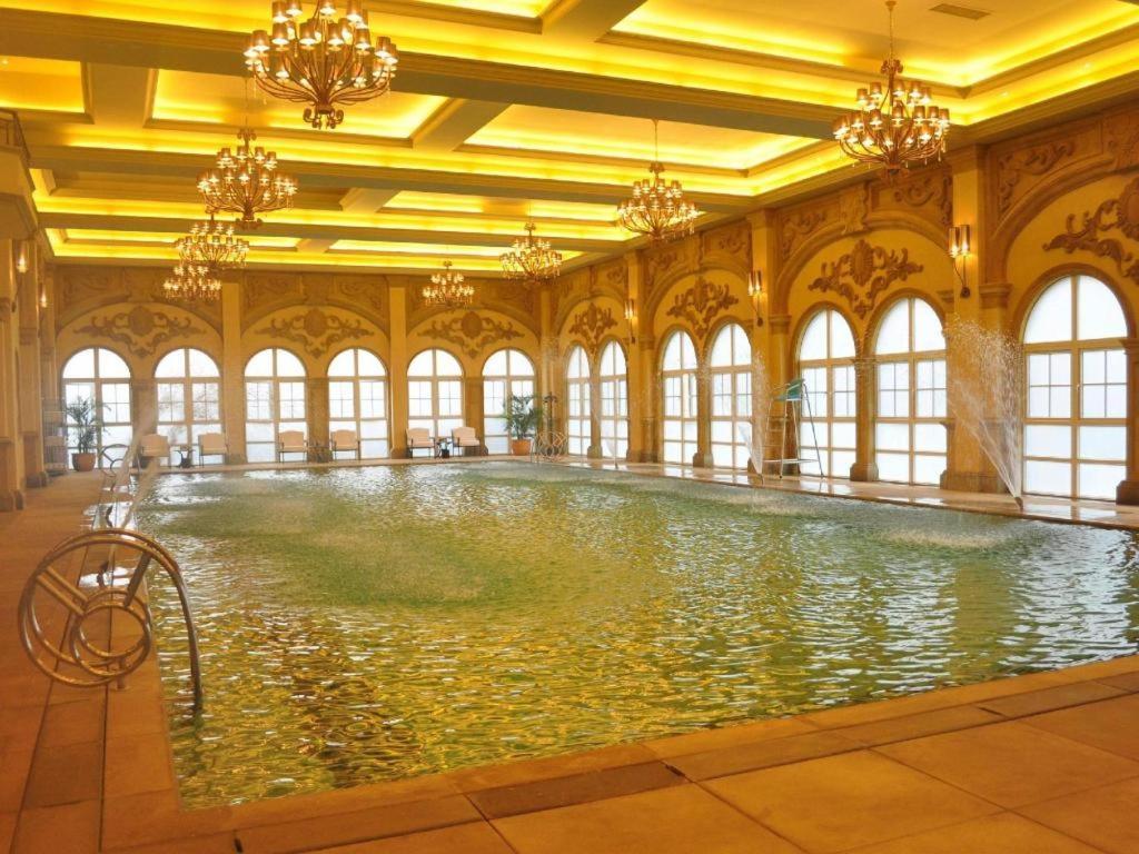 Dragon Lake Princess Hotel Гуанчжоу Экстерьер фото