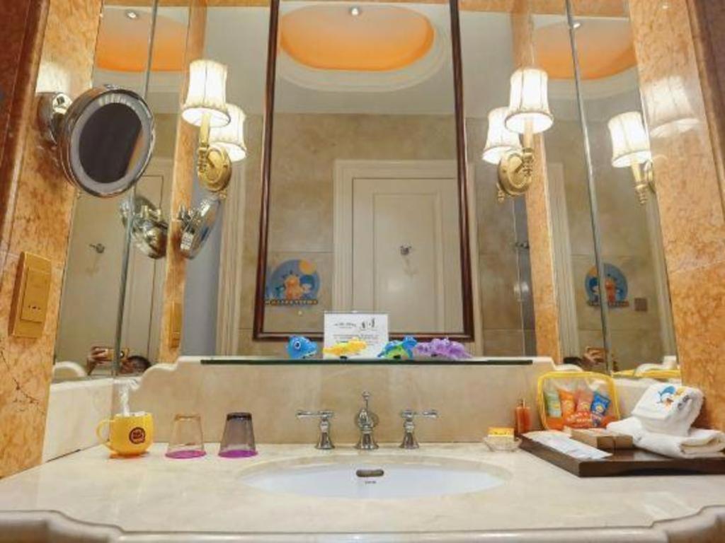 Dragon Lake Princess Hotel Гуанчжоу Экстерьер фото